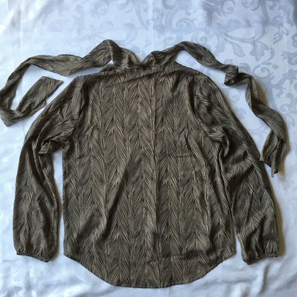 BB DAKOTA Long-sleeve Print Blouse, Black-Tan, 8 - Picture 7 of 15